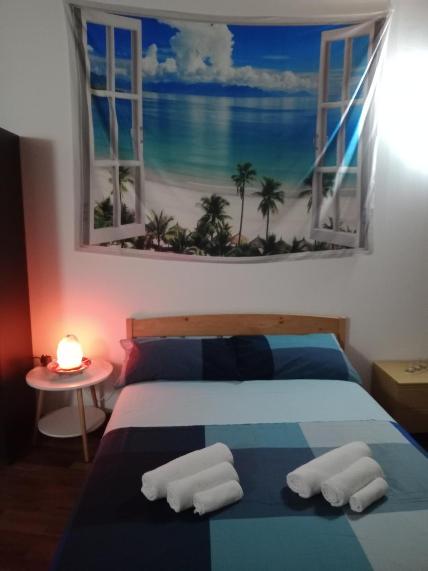 Regina Della Pace Apartments & Suite Con Sauna Монополи Стая снимка